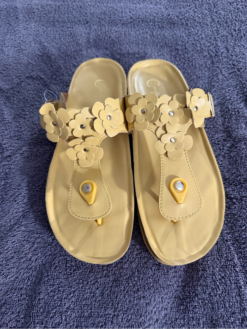 Floral Toe-Post Sandals in Sunny Yellow